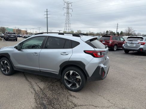 Certified 2024 Subaru Crosstrek 2.5i Limited w/ Crosstrek Mirror Package image 15