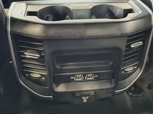 Used 2022 RAM 1500 Big Horn AWD/4WD image 27