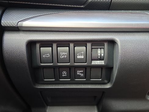Used 2023 Subaru Forester Premium AWD/4WD image 26