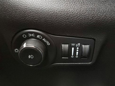 Used 2022 Jeep Compass Latitude image 44