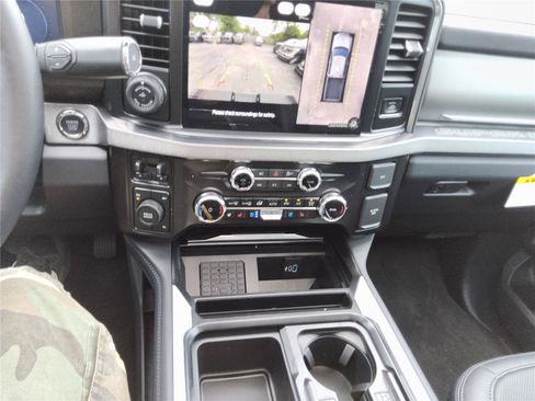 New 2026 Ford F350 Platinum w/ FX4 Off-Road Package AWD/4WD image 40