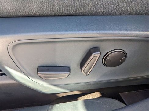 New 2025 Ford Maverick XLT w/ XLT Luxury Package image 10