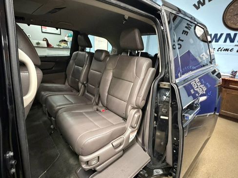 Used 2016 Honda Odyssey Touring Elite image 29