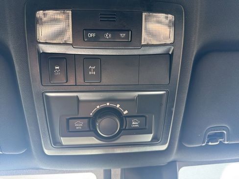 Used 2019 Toyota Tacoma TRD Off-Road image 15