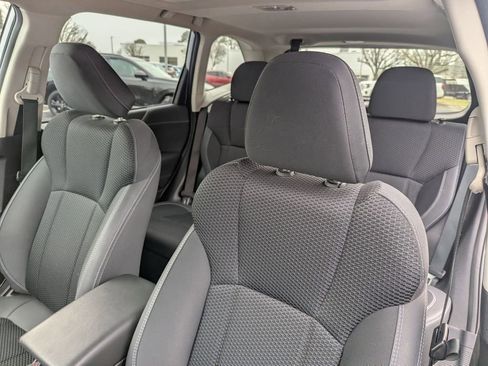 Used 2019 Subaru Forester Premium image 14