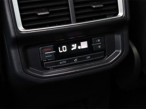 New 2026 Volkswagen Atlas SE image 23