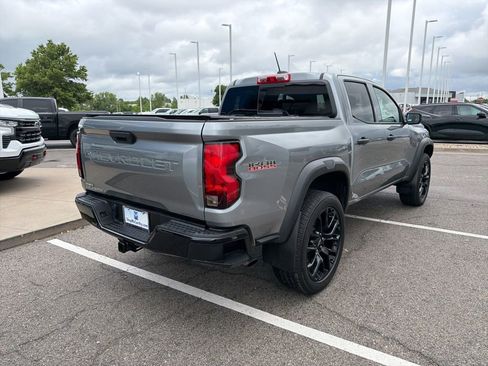Used 2024 Chevrolet Colorado Trail Boss w/ Advanced Trailering Package AWD/4WD image 3