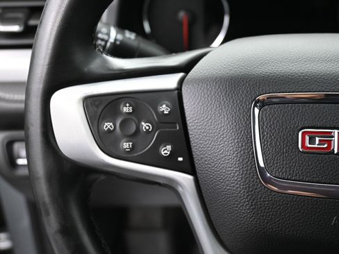 Used 2023 GMC Acadia SLT w/ Technology Package image 11