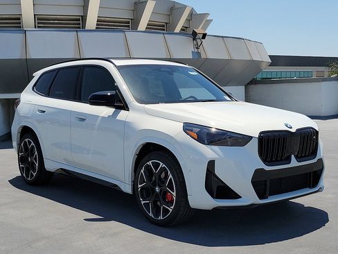 New 2026 BMW X1 M35i w/ Convenience Package AWD/4WD image 4