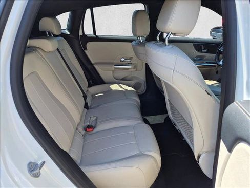 Used 2021 Mercedes-Benz GLA 250 image 16