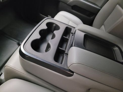 Used 2019 Chevrolet Silverado 1500 W/T AWD/4WD image 26