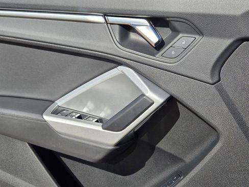 Used 2023 Audi Q3 2.0T Premium Plus w/ Premium Plus Package image 26