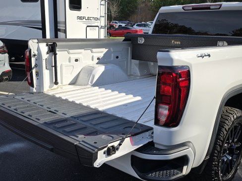 Used 2021 GMC Sierra 1500 Elevation image 7