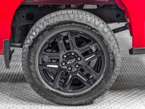 Used 2022 Chevrolet Silverado 1500 Custom RWD image 34