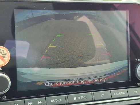 Used 2024 Nissan Altima 2.5 SV FWD image 23