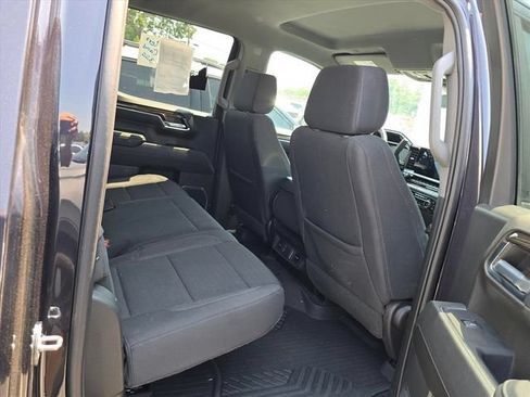 Used 2023 Chevrolet Silverado 1500 LT AWD/4WD image 33
