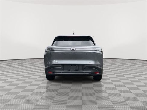 Certified 2025 Nissan Murano SL image 9