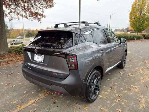 New 2026 Nissan Kicks SR w/ Cold Weather Package image 7