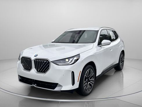 Used 2026 BMW X3 xDrive30 w/ Convenience Package image 2