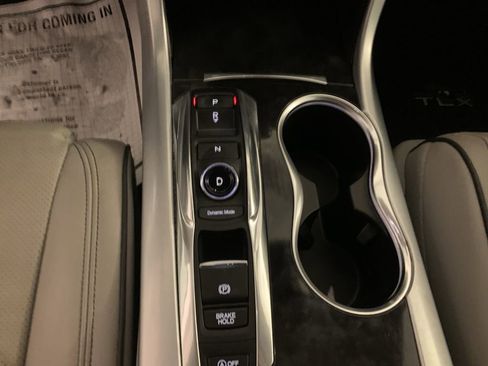 Used 2018 Acura TLX 3.5L Advance Pkg image 17