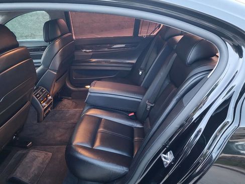 Used 2012 BMW 750Li image 37