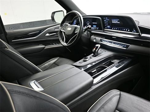 Used 2022 Cadillac Escalade ESV Sport image 21