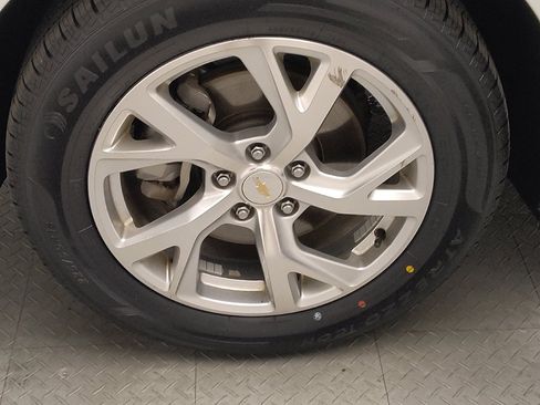 Used 2020 Chevrolet Equinox LT FWD image 31