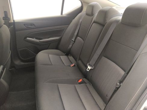 Used 2023 Nissan Altima 2.5 SV image 18