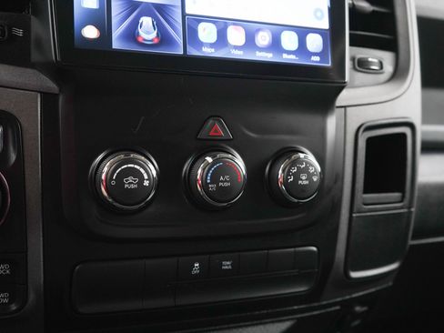 Used 2018 RAM 1500 Express w/ Express Value Package AWD/4WD image 20