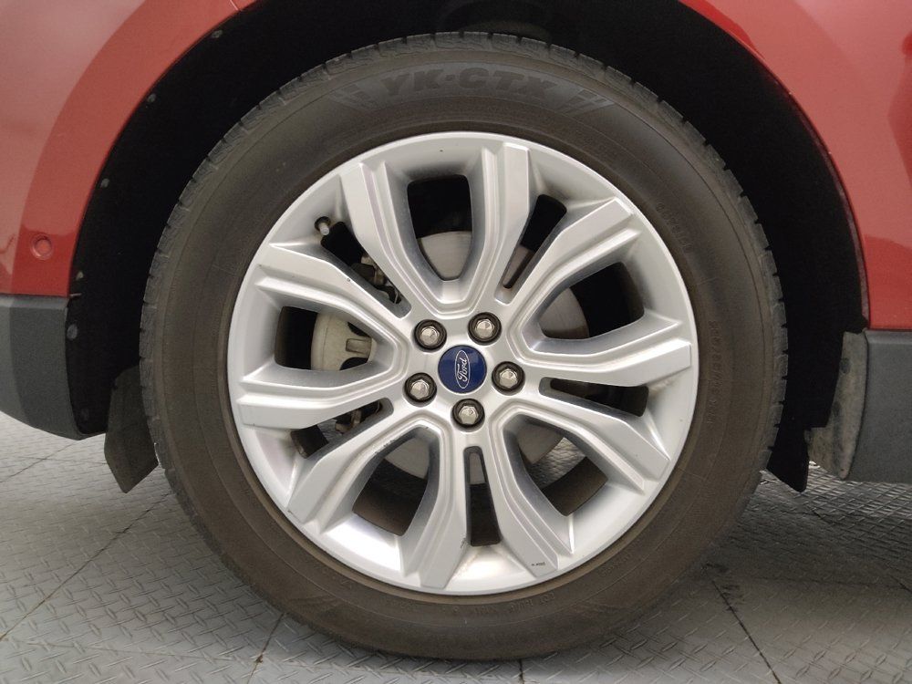 Used 2020 Ford Edge Titanium w/ Equipment Group 301A FWD image 31