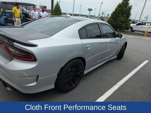 Used 2022 Dodge Charger R/T w/ Blacktop Package RWD image 5