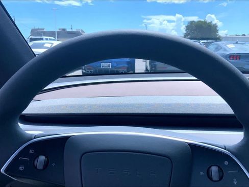 Used 2026 Tesla Model Y 2WD image 24