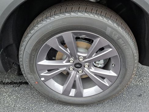 New 2026 Ford Explorer Active w/ Active Comfort Package AWD/4WD image 5