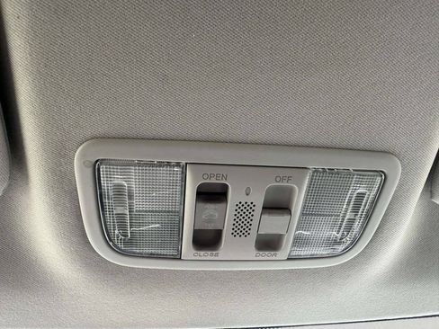 Used 2018 Honda HR-V EX image 32