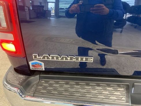 Used 2019 RAM 2500 Laramie AWD/4WD image 10