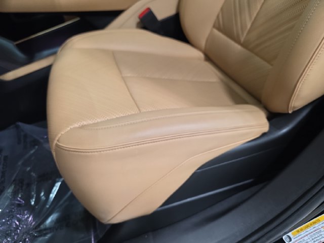 Certified 2025 Cadillac Escalade IQ Sport 2 AWD/4WD image 29