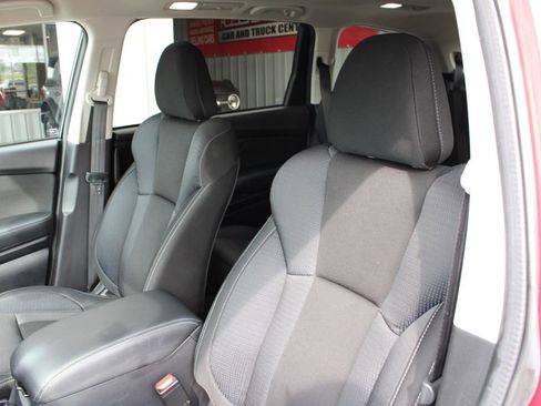 Used 2025 Subaru Ascent Premium AWD/4WD image 43
