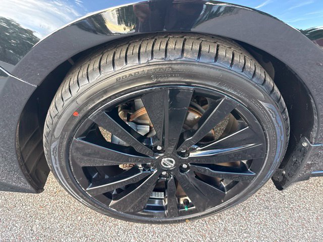 Used 2022 Nissan Altima 2.5 SR w/ Midnight Edition Package FWD image 12