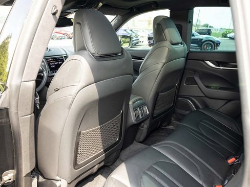 Used 2021 Maserati Levante GranSport AWD/4WD image 46