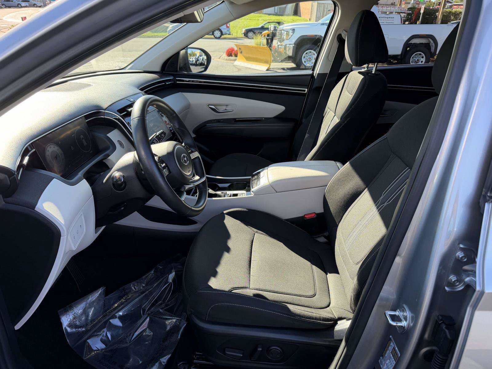 Used 2022 Hyundai Tucson SEL w/ Convenience Package FWD image 8