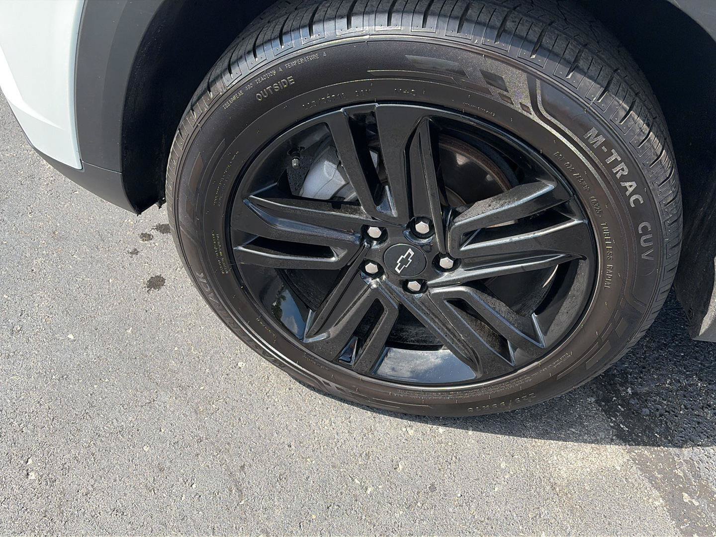 Used 2025 Chevrolet Trax ACTIV w/ Driver Confidence Package FWD image 33