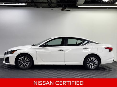 Certified 2025 Nissan Altima 2.5 SV FWD image 4