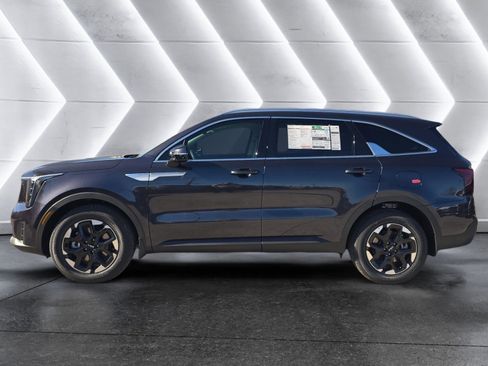 New 2026 Kia Sorento S w/ S Panoramic Sunroof Package image 2