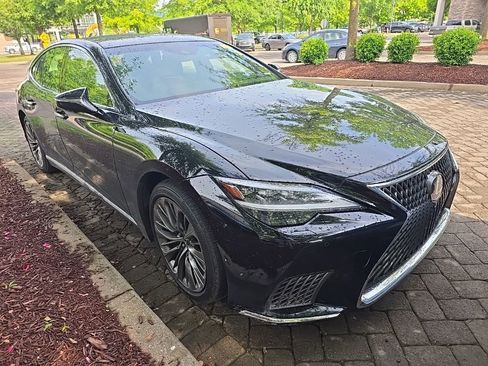 Used 2023 Lexus LS 500 AWD w/ Interior Upgrade Package image 2