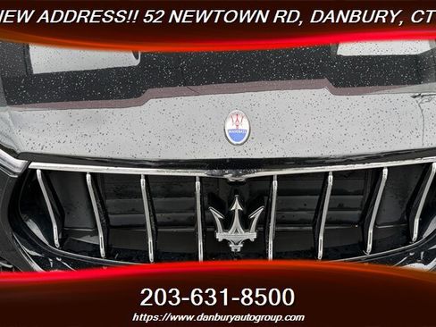 Used 2021 Maserati Levante AWD/4WD image 8