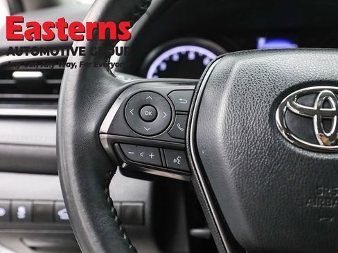 Used 2024 Toyota Camry SE image 15