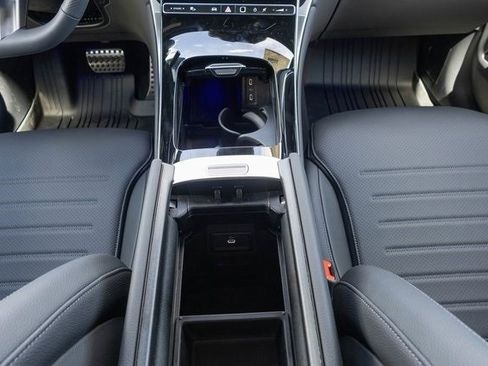 New 2025 Mercedes-Benz GLC 300 GLC 300 image 26
