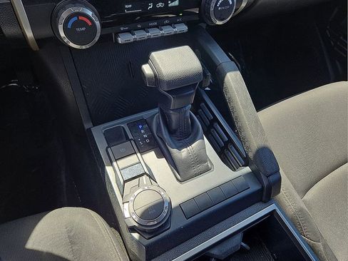 Used 2025 Toyota Tacoma SR5 image 27