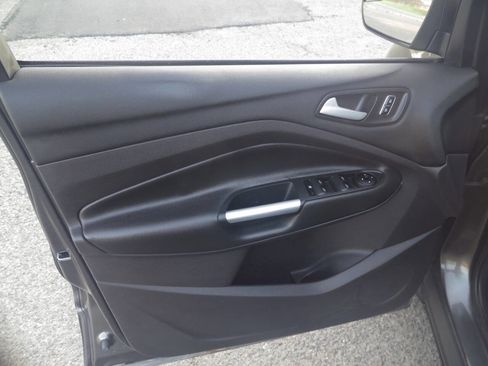 Used 2015 Ford Escape SE w/ Equipment Group 201A image 23