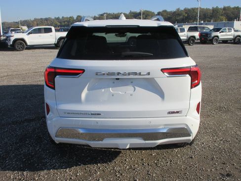 New 2026 GMC Terrain Denali image 5